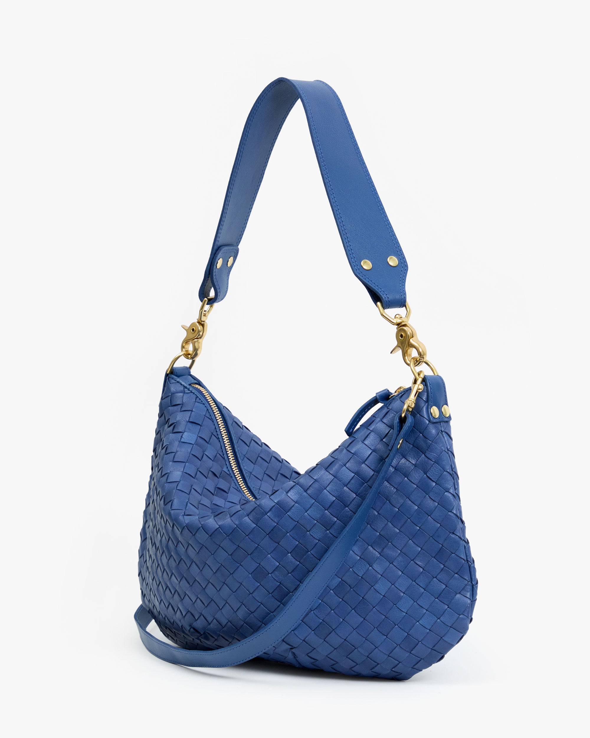 Moyen Messenger side view