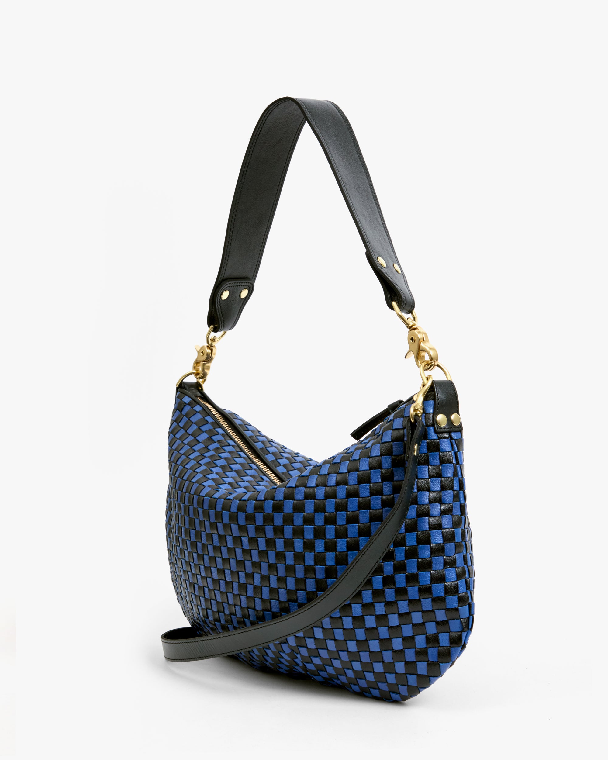 Moyen Messenger side view