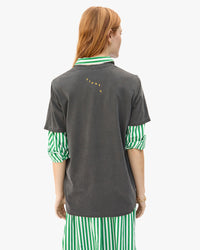 back view of haley in the Faded Black Liberez Les Sardines Original Tee