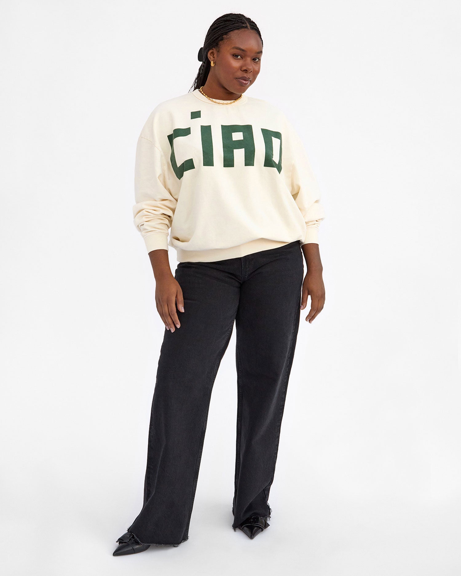 Candice wears the Oversized Sweatshirt in Cream with Evergreen Grande Block Ciao