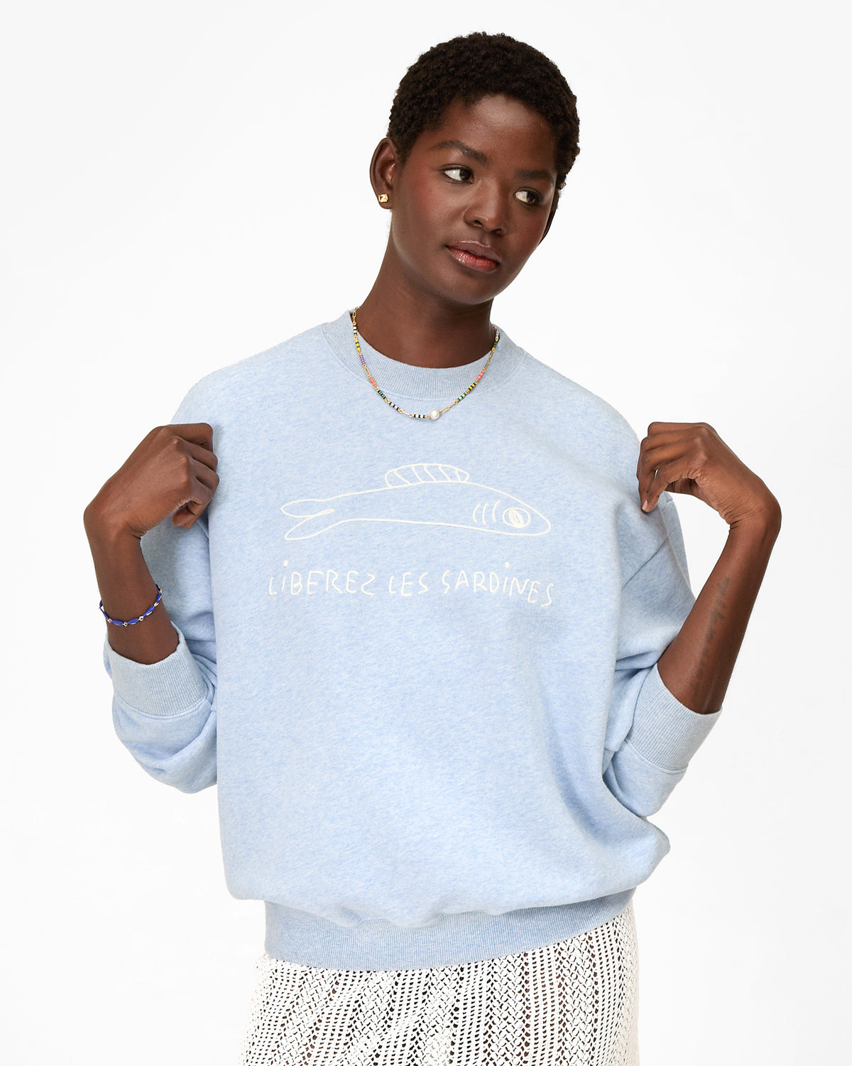 Oversized Sweatshirt on Mouna