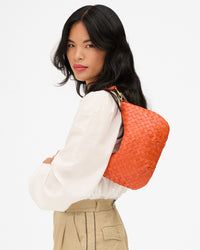 Petit Moyen on Sandra's shoulder