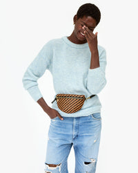 Petite Fanny as a waist bag