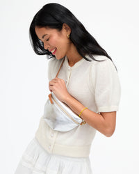 Petite Fanny on Sandra