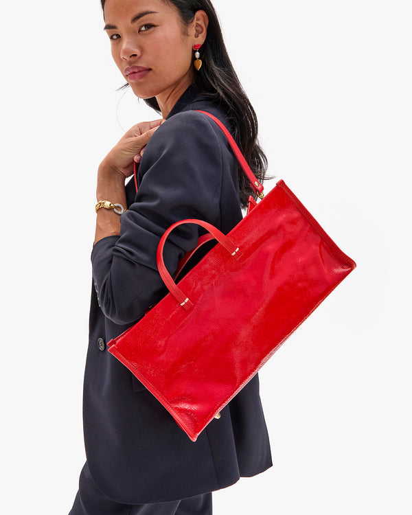 Sam as shoulder bag