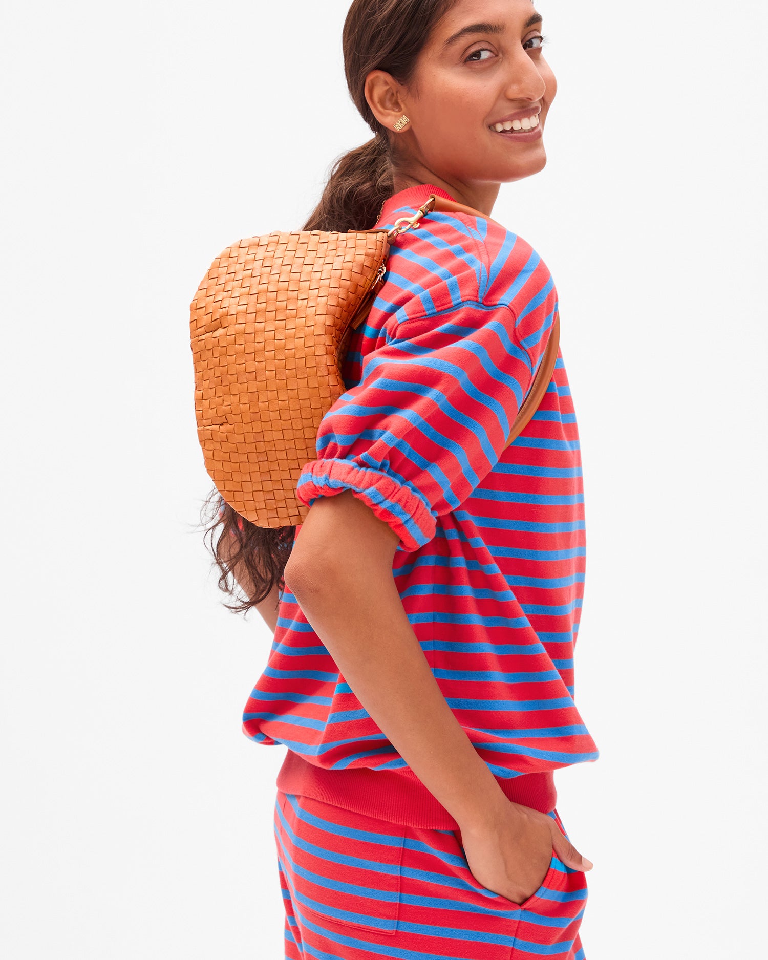 Short Sleeve Oversized Sweatshirt on Lizzy