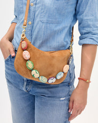 Cameo Strap on Caramel Suede Petit Moyen