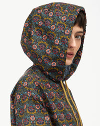 Close up Theo Anorak Jacket