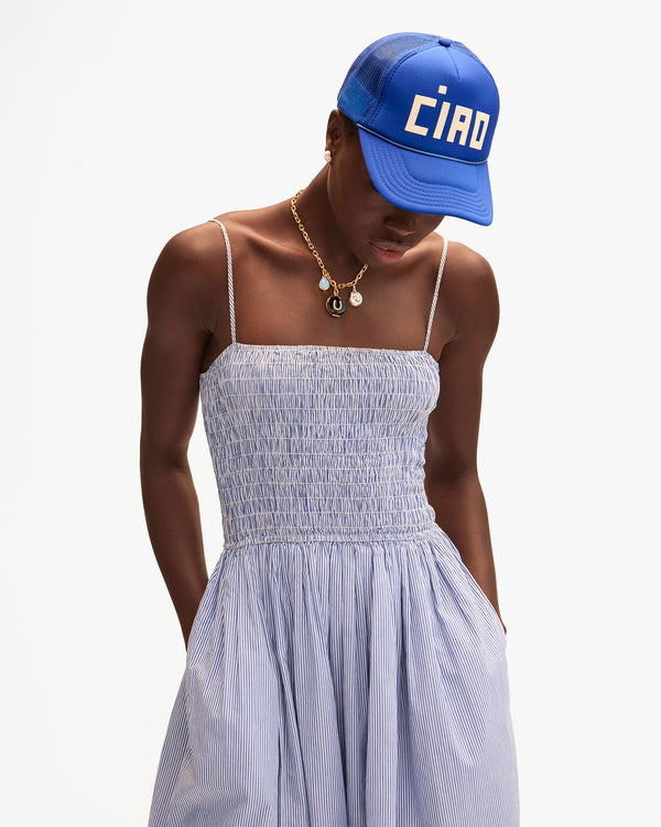 Trucker Hat on Dija