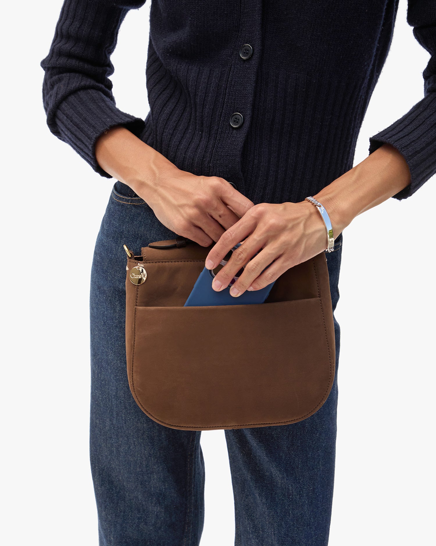 Turnlock Louis w Top Handle back view pocket