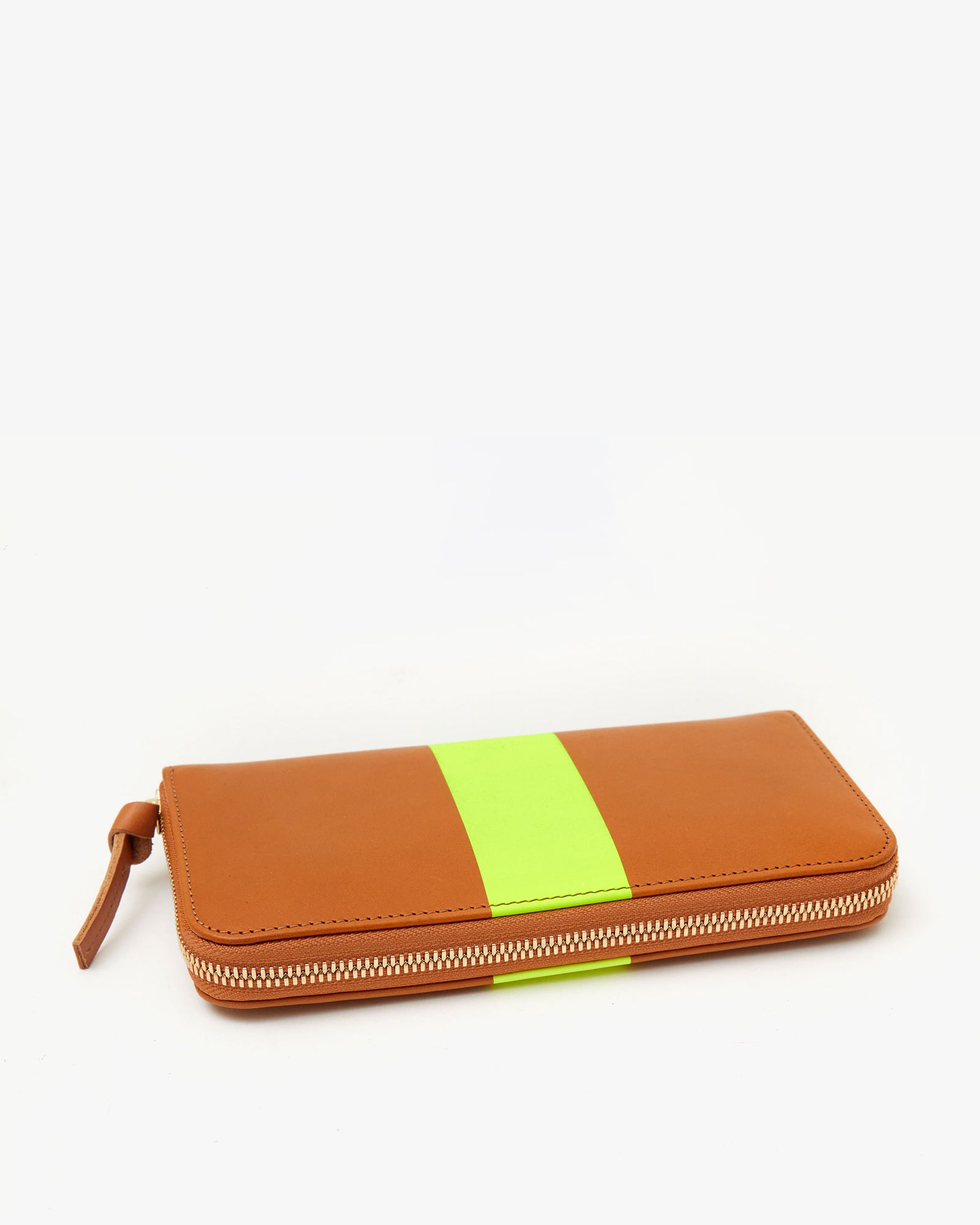 back image of the Cuoio w/ Neon Yellow Stripe Zip Wallet