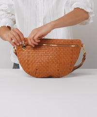 What fits inside Grande Fanny