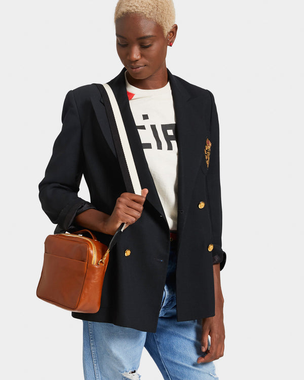 Black & White Crossbody Strap on the Miel Mirabel on KIm