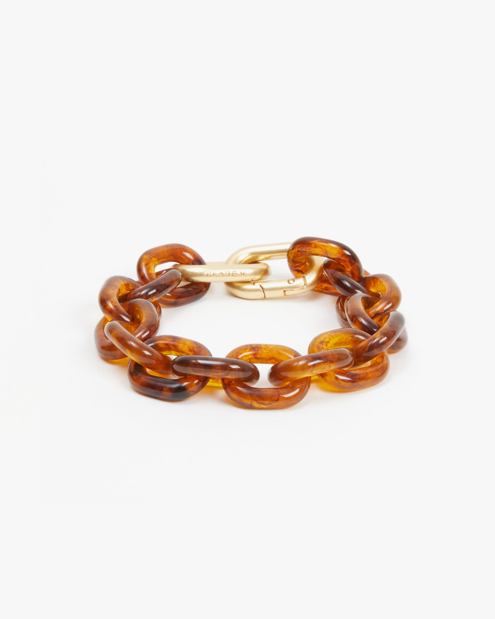 Detail of the links of the Tortoise Resin Link Bracelet 