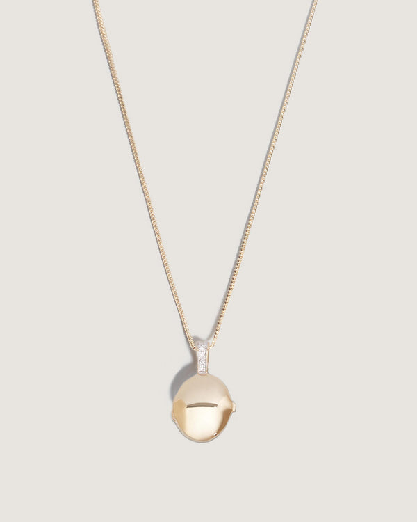 kinn studio Maison Oval Locket Necklace II